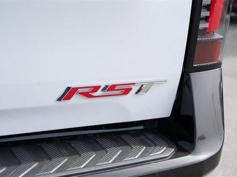 New 2024 Chevrolet Silverado EV RST image 38