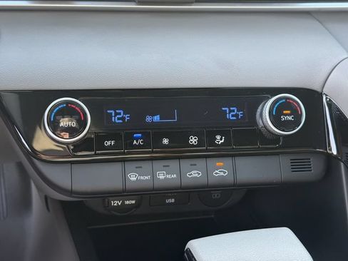 New 2026 Hyundai Elantra Hybrid FWD image 32