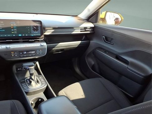 Used 2024 Hyundai Kona SEL FWD image 17