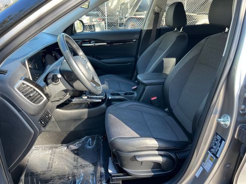 Used 2025 Kia Seltos S image 62