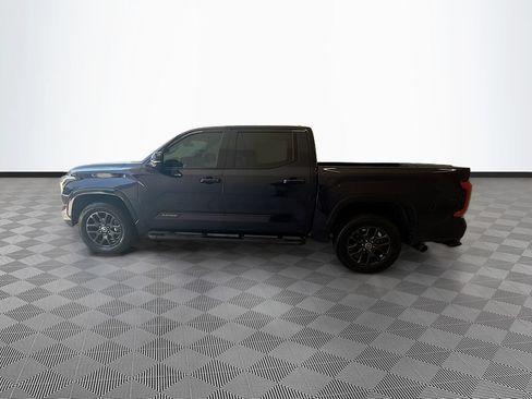 Used 2023 Toyota Tundra Platinum AWD/4WD image 9