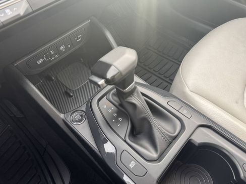 Used 2025 Kia K4 EX FWD image 17