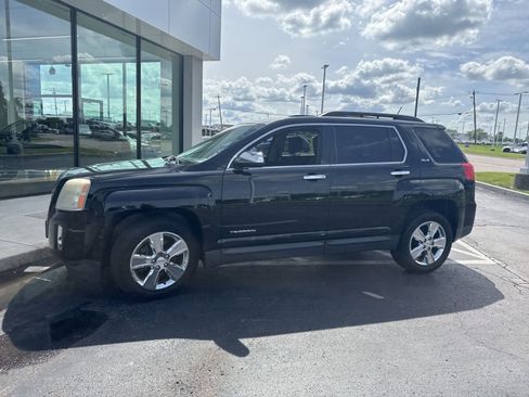 Used 2015 GMC Terrain SLE w/ Chrome Edition FWD image 2