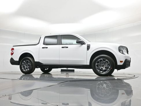 New 2026 Ford Maverick XLT image 3
