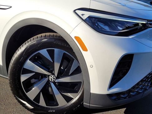 New 2026 Volkswagen ID.4 Pro image 4