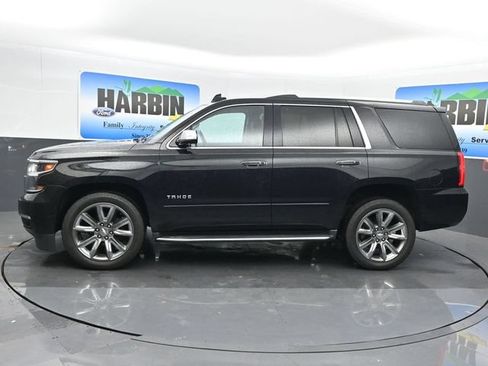 Used 2020 Chevrolet Tahoe Premier RWD image 2
