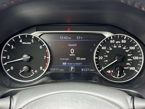 Used 2024 Nissan Altima 2.5 SR FWD image 18
