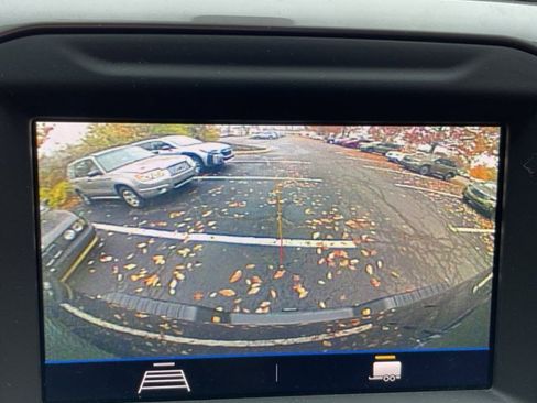 Used 2021 Chevrolet Silverado 2500 Custom w/ Custom Value Package image 20