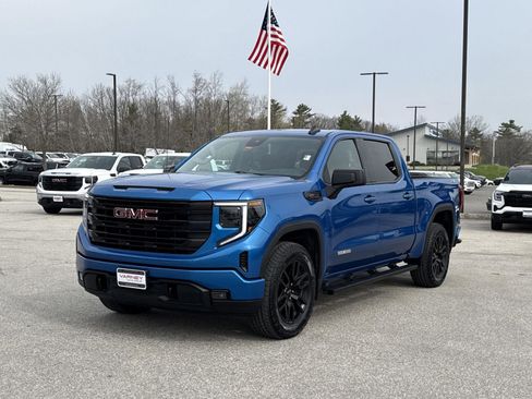 Used 2023 GMC Sierra 1500 Elevation w/ X31 Off-Road Package AWD/4WD image 1