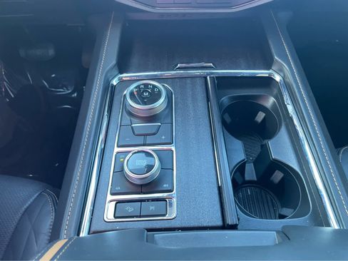 Used 2023 Ford Expedition Platinum image 26