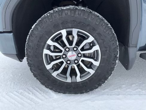 Used 2021 GMC Sierra 1500 AT4 image 37