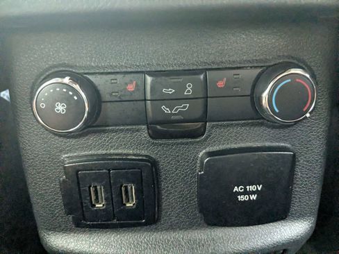 Used 2018 Ford Explorer Platinum AWD/4WD image 18
