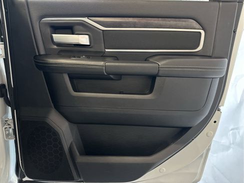 Used 2024 RAM 2500 Big Horn image 30