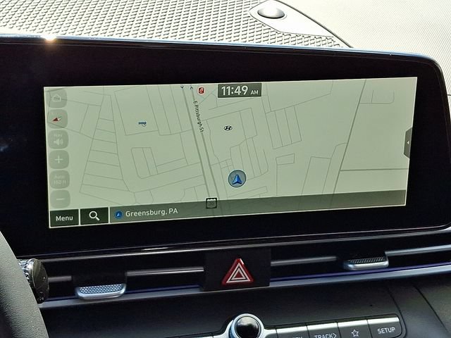 Certified 2025 Hyundai Elantra SEL FWD image 17