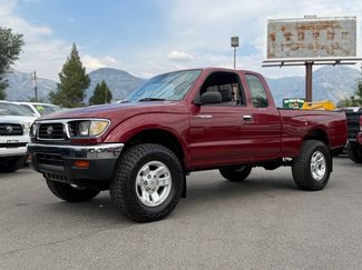Used 1997 Toyota Tacoma 4x4 Xtracab V6 video 1