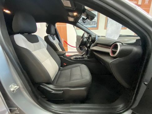 Used 2024 Chevrolet Trax RS w/ Driver Confidence Package FWD image 17