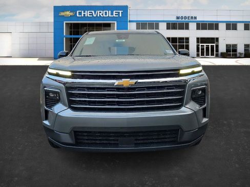 New 2026 Chevrolet Traverse LT image 7