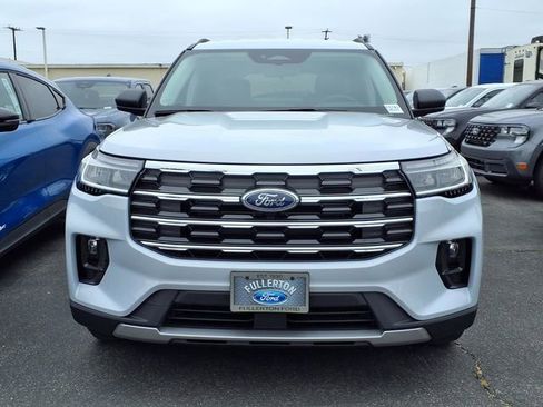 New 2026 Ford Explorer Active w/ Active Comfort Package RWD image 2