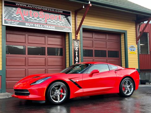 Used 2014 Chevrolet Corvette Stingray Coupe w/ 2LT Preferred Equipment Group image 11