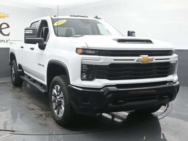 Used 2025 Chevrolet Silverado 2500 Custom w/ Custom Convenience Package AWD/4WD image 51