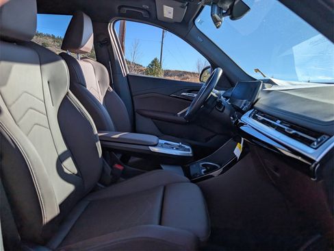 Certified 2025 BMW X1 xDrive28i w/ Technology Package image 22