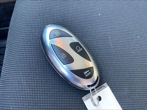 Certified 2025 Hyundai Kona SE image 10