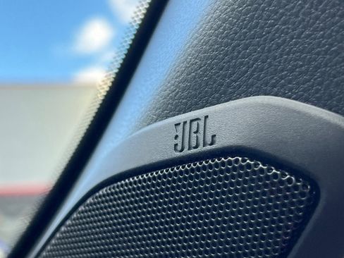 New 2025 Toyota Tacoma TRD Off-Road image 18