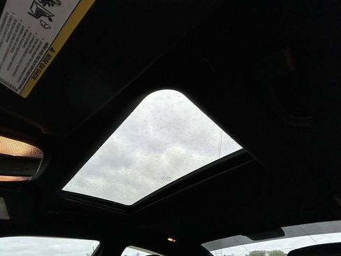 Used 2019 Dodge Charger Scat Pack w/ Plus Group RWD image 11