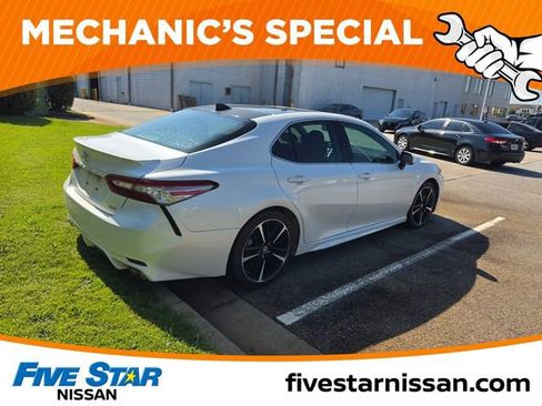 Used 2019 Toyota Camry XSE FWD image 13