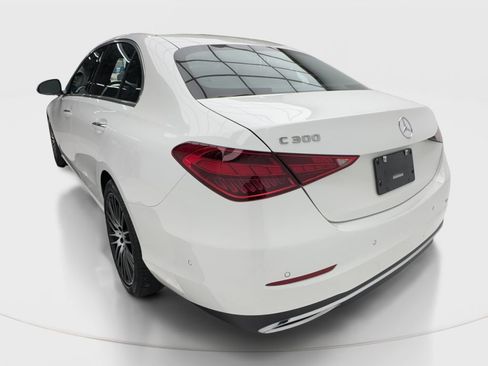 Used 2024 Mercedes-Benz C 300 Sedan image 10