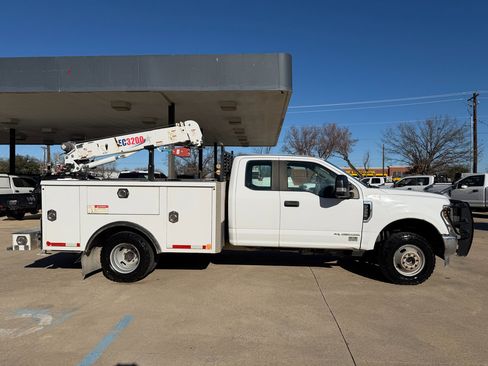 Used 2018 Ford F350 XL w/ Power Equipment Group image 2