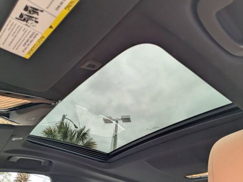 Used 2023 BMW 530i w/ Convenience Package image 22