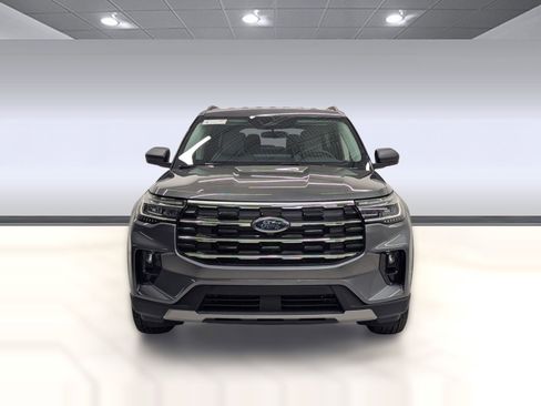 New 2026 Ford Explorer Active w/ Active Comfort Package image 5