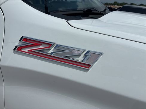 Used 2022 Chevrolet Silverado 1500 Custom Trail Boss w/ LPO, Dark Essentials Package image 6