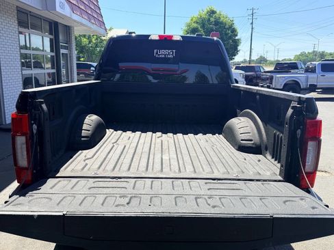 Used 2022 Ford F250 Platinum w/ FX4 Off-Road Package image 10