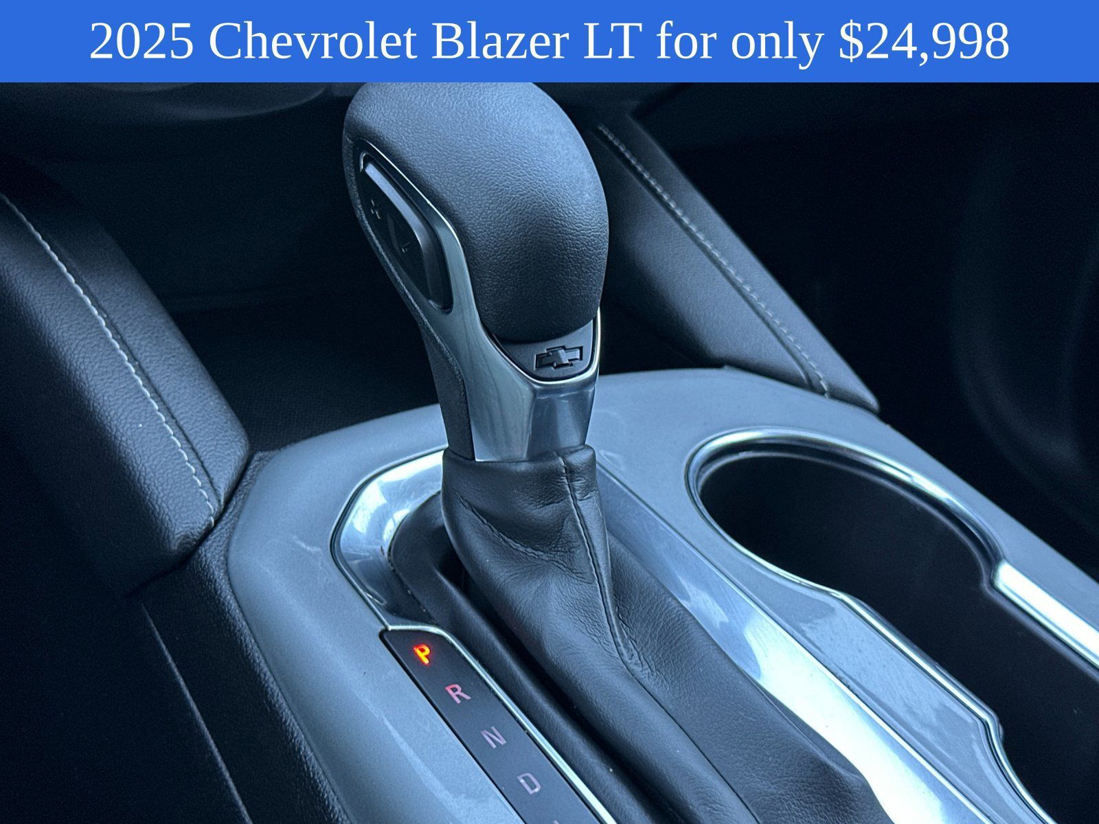 Used 2025 Chevrolet Blazer LT FWD image 22