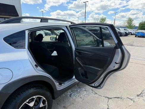 Used 2019 Subaru Crosstrek 2.0i AWD/4WD image 21