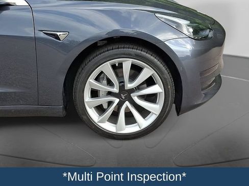 Used 2018 Tesla Model 3 Long Range RWD image 10