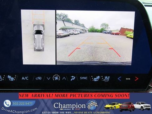Used 2024 Chevrolet Traverse RS w/ LPO, Floor Liner Package AWD/4WD image 16