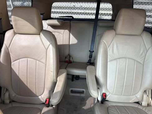Used 2012 GMC Acadia Denali FWD image 6