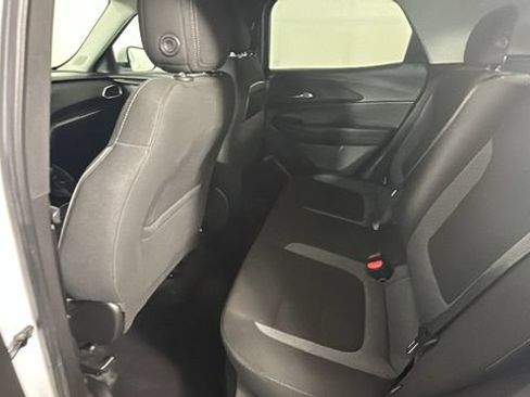 Used 2022 Chevrolet TrailBlazer LT FWD image 26