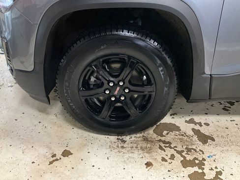 Certified 2022 GMC Acadia AT4 w/ Technology Package image 28