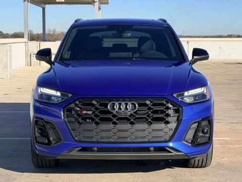 Used 2021 Audi SQ5 Premium Plus w/ Premium Plus Package image 4