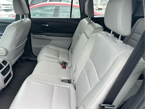Used 2017 Honda Pilot EX-L image 7