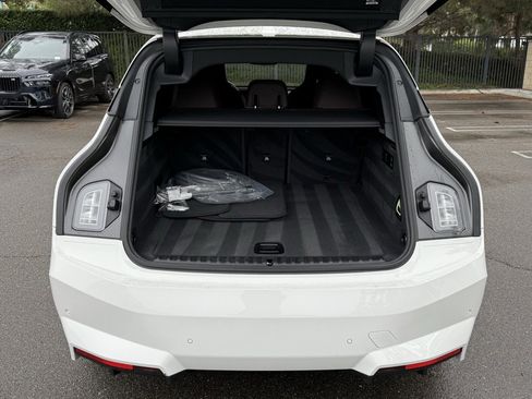 Used 2026 BMW iX xDrive45 w/ Premium Package image 16