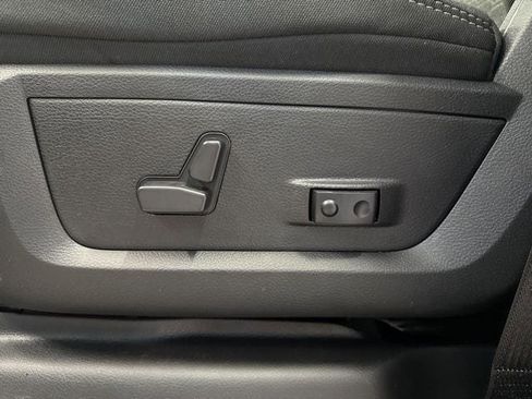 New 2026 RAM 3500 Big Horn image 28