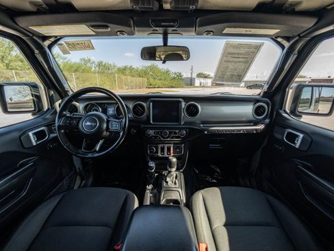 Used 2020 Jeep Wrangler Sport image 17
