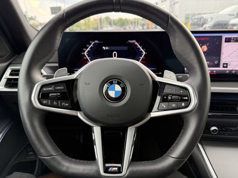Used 2026 BMW 330i xDrive Sedan w/ M Sport Package AWD/4WD image 17