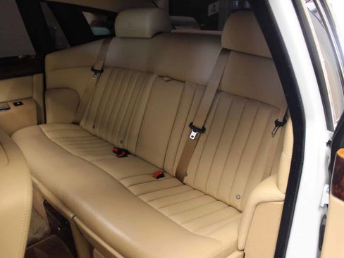 Used 2007 Rolls-Royce Phantom Sedan RWD image 18