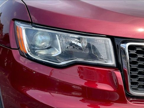 Used 2019 Jeep Grand Cherokee Limited AWD/4WD image 27